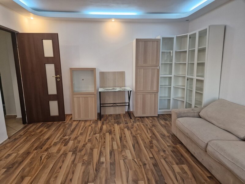 Dristor, 5 minute metrou si mall Park Lake, pe Papiu Ilarian,